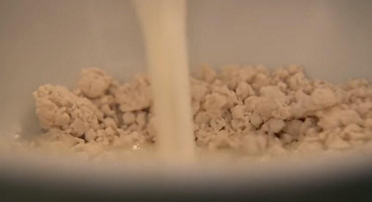 Pour yeast with warm milk.