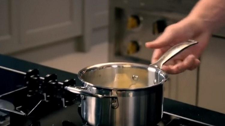 In the remaining milk, add butter.