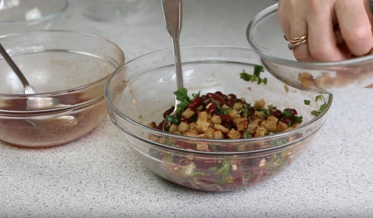 Добавете и ръжните бисквити.