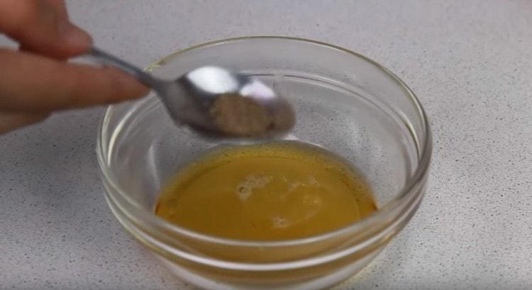 Estem preparant un amanit d’amanides fragants.