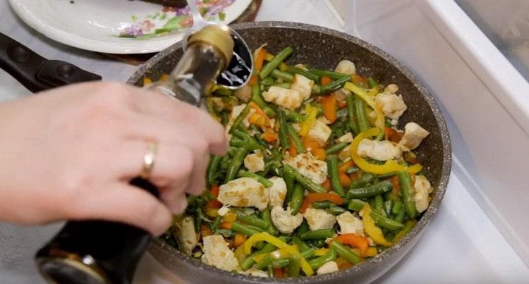 Místo soli okořenete sójovou omáčkou.