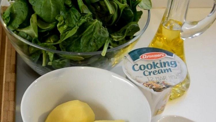 Laver les feuilles d'épinards.