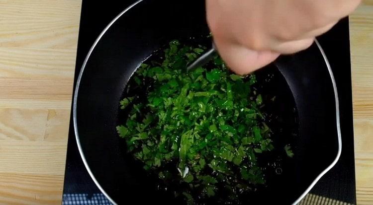 Ajoutez de l'huile d'olive.