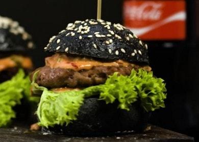 Carne suculentă, burger de casă negru 🍔