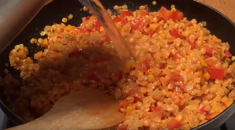 Dacă este necesar, adăugați mai multă apă în procesul de gătit.