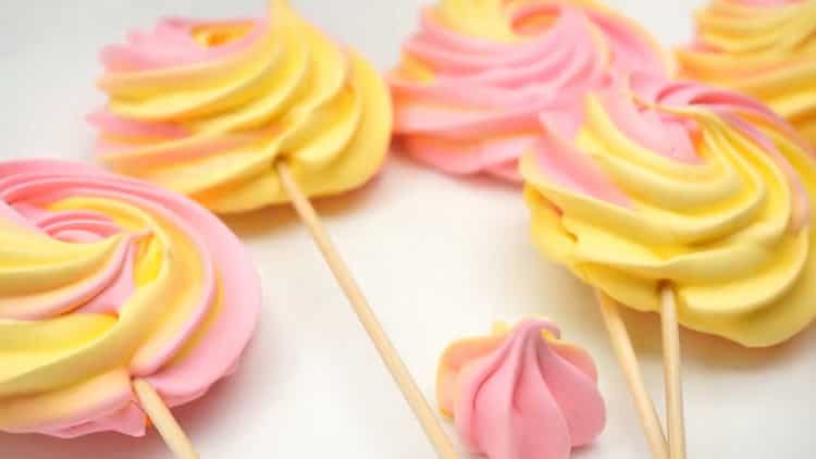 merengue em uma vara pronta