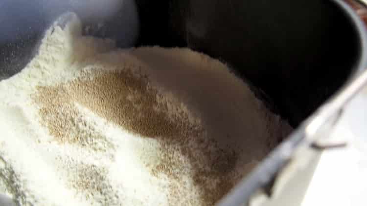 Fügen Sie Hefe hinzu, um den Teig zu machen.