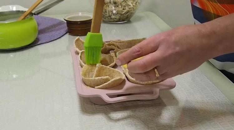 Загрейте фурната, за да сготвите жулиен