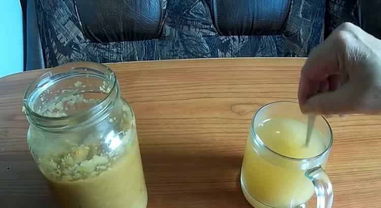 Pentru a pregăti amestecul, pregătiți vasele