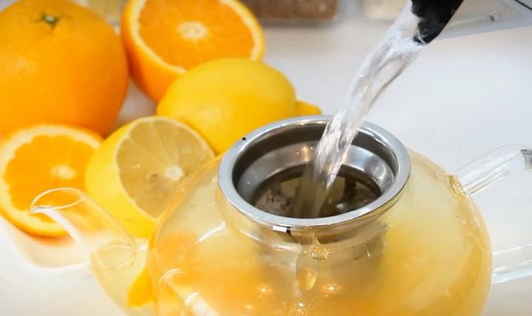 Untuk menyediakan teh, sediakan hidangan