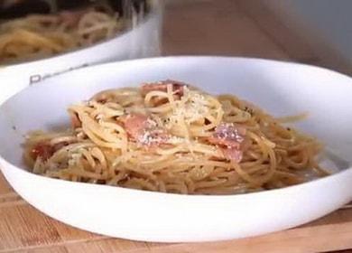 Reteta pas cu pas carbonara cu slanina cu fotografie