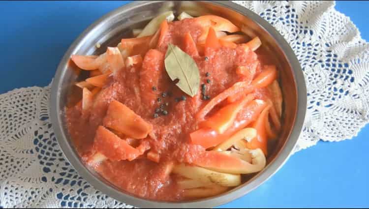 Pentru a pregăti lecho, pregătiți condimentele