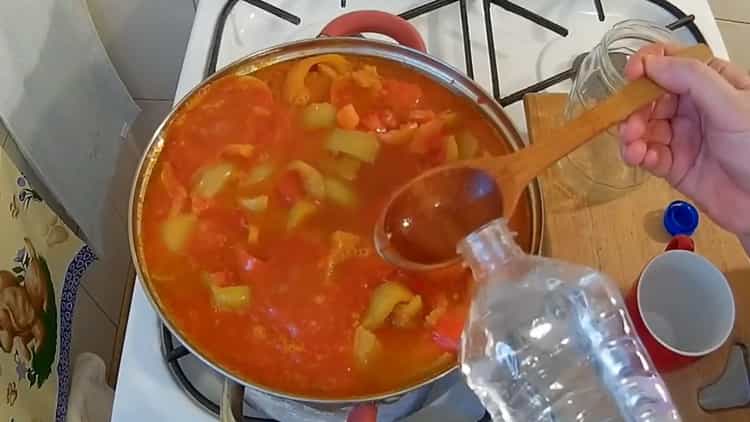 Adăugați oțet pentru a face lecho