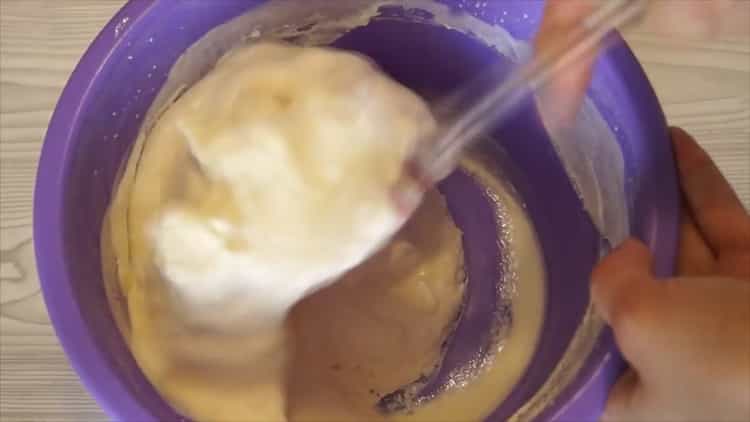 Пригответе съставките за сладолед.