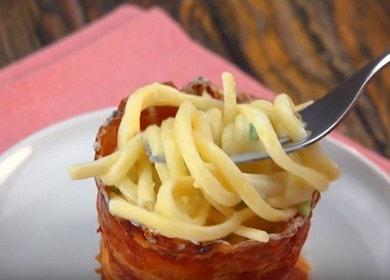 Pasta apetisantă de linguină acasă: gătit cu fotografii pas cu pas.