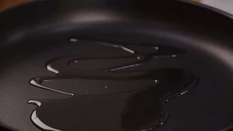 K přípravě jclien. předehřejte pánev