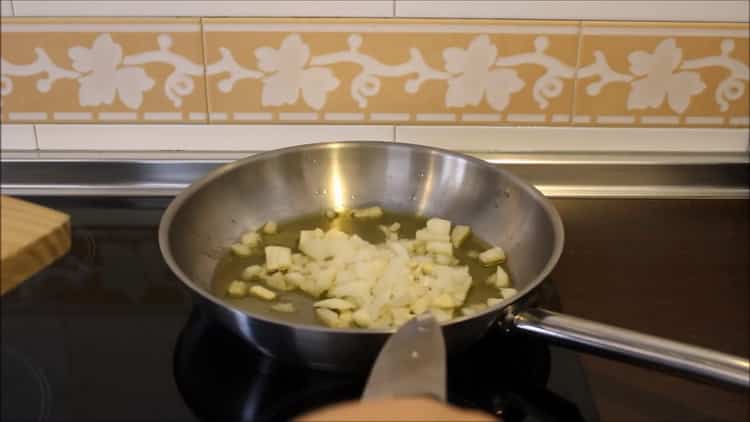 Cooking rice with squid