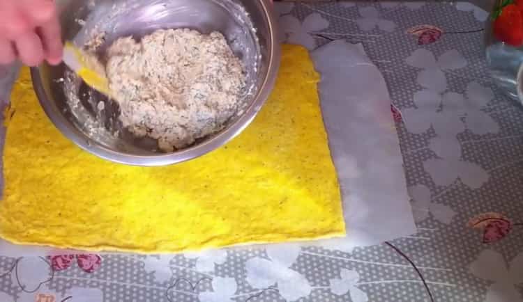 Pregătiți umplutura pentru gătit