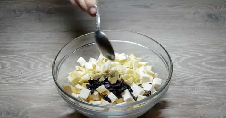 Pentru a amesteca țelina, amestecă ingredientele