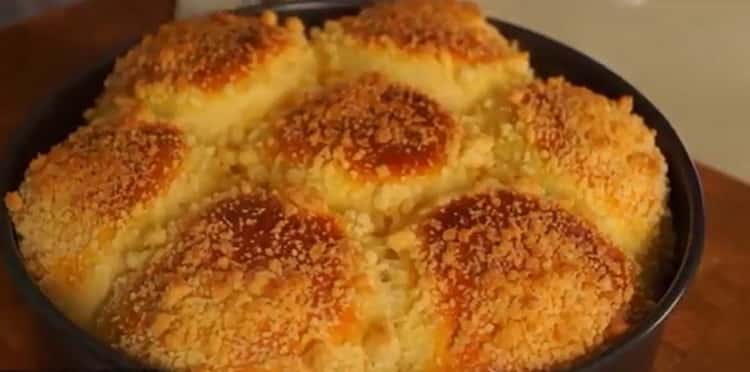 сладки дрожди кифлички готови