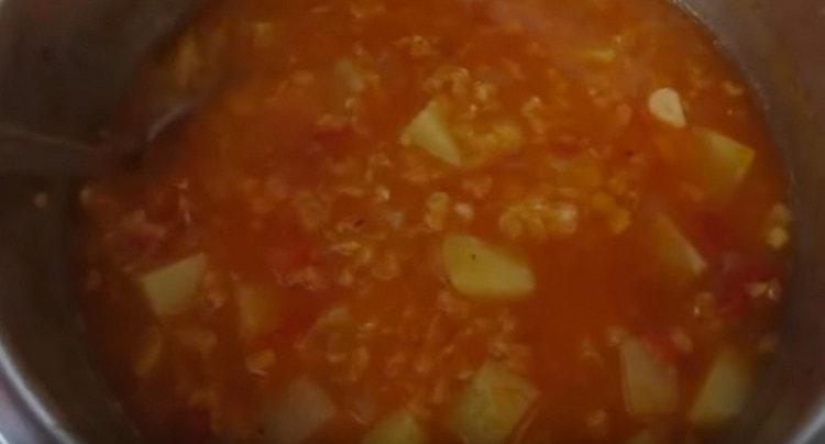 Kogesuppe under låg.