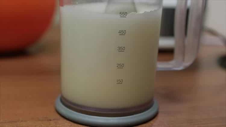 Porazte bílé, abyste vytvořili pudink.