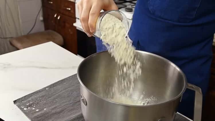 Готвене на тънко италианско тесто за пица