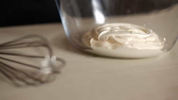 Cuisson de la pâte à pizza dans une casserole