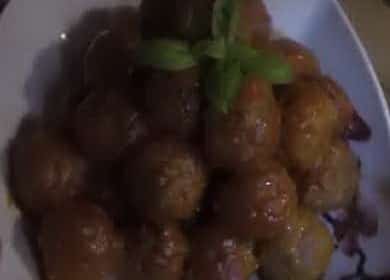 Comment apprendre à cuire de délicieuses boulettes de viande à la sauce tomate au four