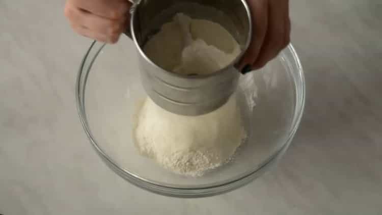 Pentru a pregăti tortul, pregătiți ingredientele