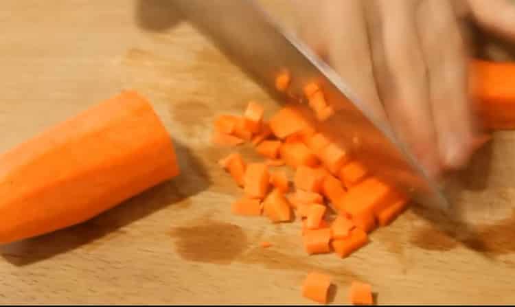 Prepara los ingredientes para cocinar.