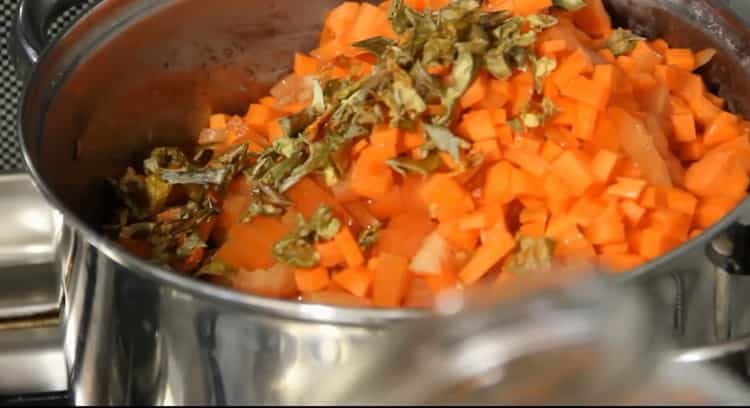 Agrega especias para cocinar