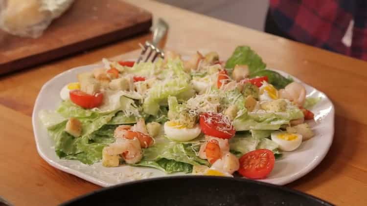 Garnelen Caesar bereit