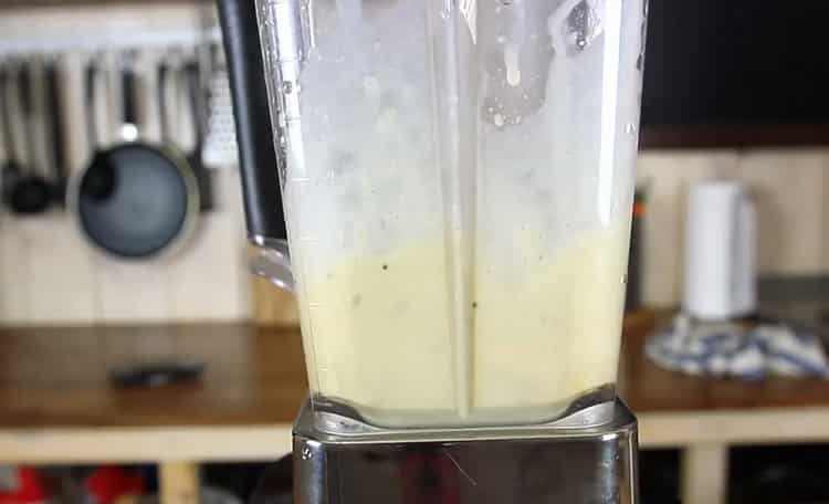 Ajouter la banane pour faire du pudding