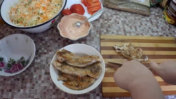 За шаурмата нарежете месото