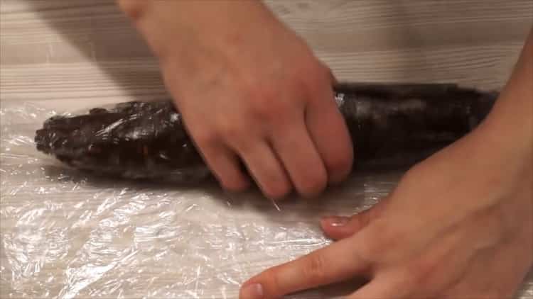 Položte ingredience na fólii a udělejte dezert