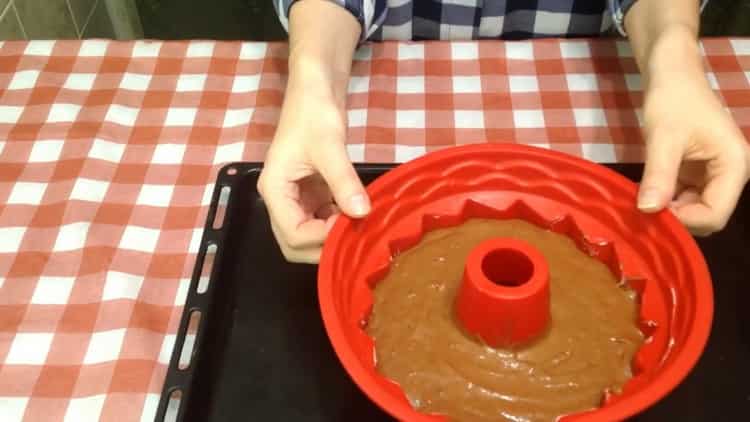 Painitin ang oven upang makagawa ng isang cupcake