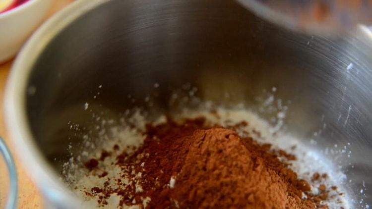 Para preparar o pudim, prepare os ingredientes