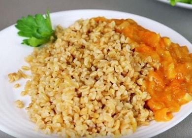 Pregătim o farfurie delicioasă pentru rulourile de varză conform unei rețete pas cu pas cu o fotografie.