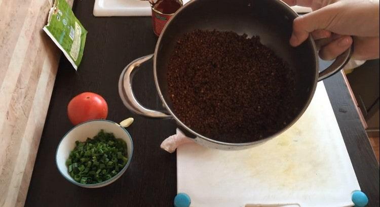 Boghvede skal sorteres og vaskes.