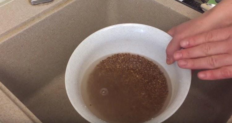 Hrișcă bine spălată.