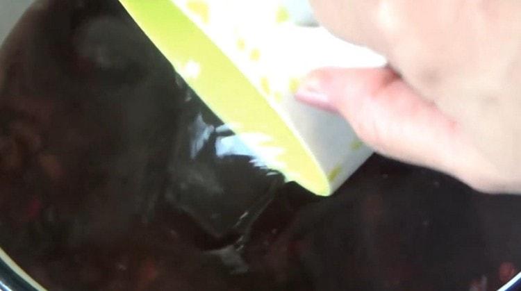 Quan el mussol bulli, afegiu-hi més aigua freda.