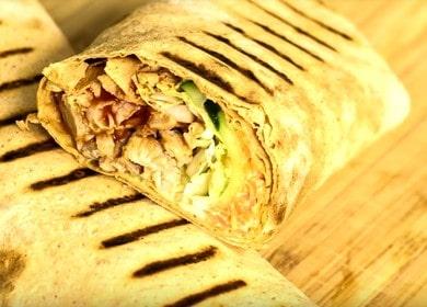 Cea mai delicioasă și rapidă rețetă de shawarma: fotografii pas cu pas!