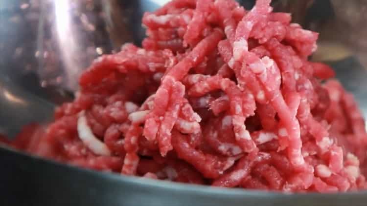 Hamburger clasic - mai gustos decât McDonalds