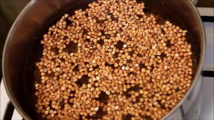 Stek ingredienserna för att göra bovete