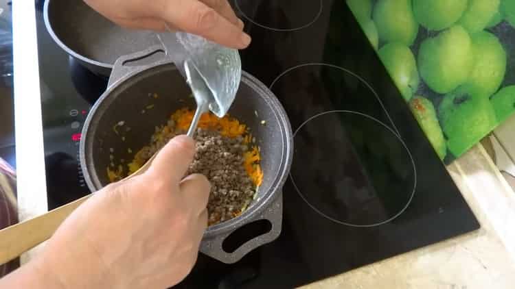 Sajauciet sastāvdaļas vārīšanai.