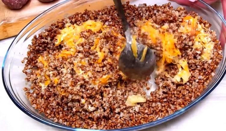 За да направите елда, смесете съставките