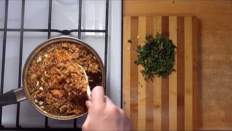 Добавете чесън за готвене