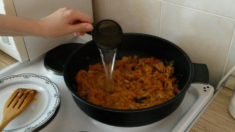 Ajouter de l'eau pour cuisiner