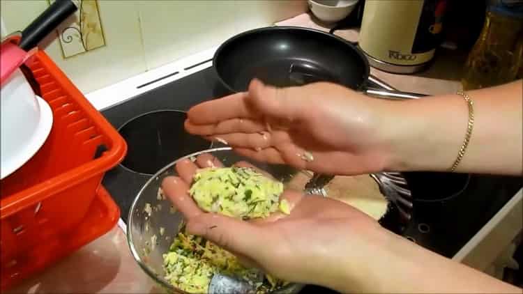 Former des côtelettes pour en faire des côtelettes